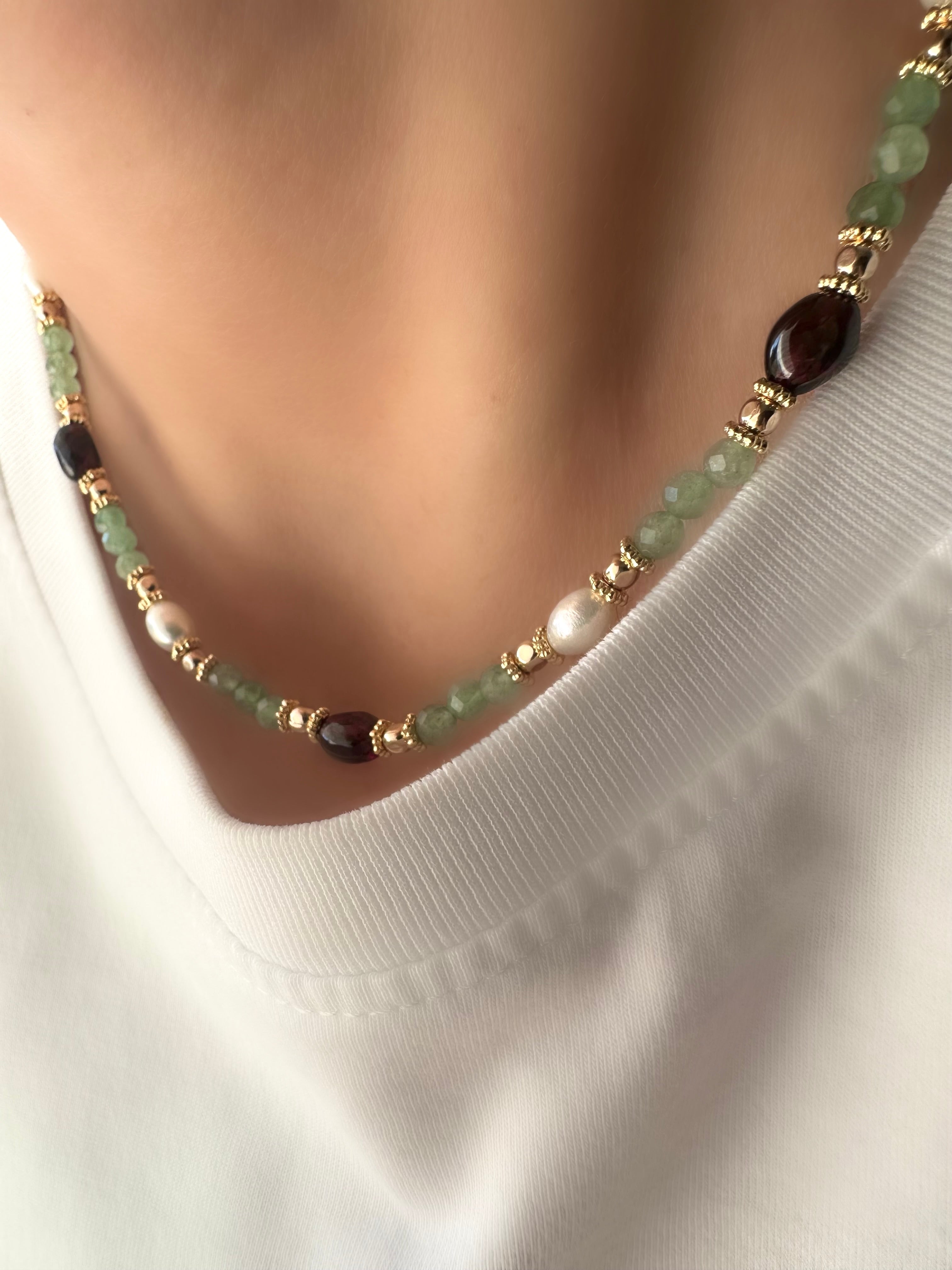 Stones Osiris Necklace (Aventurine and Garnet)