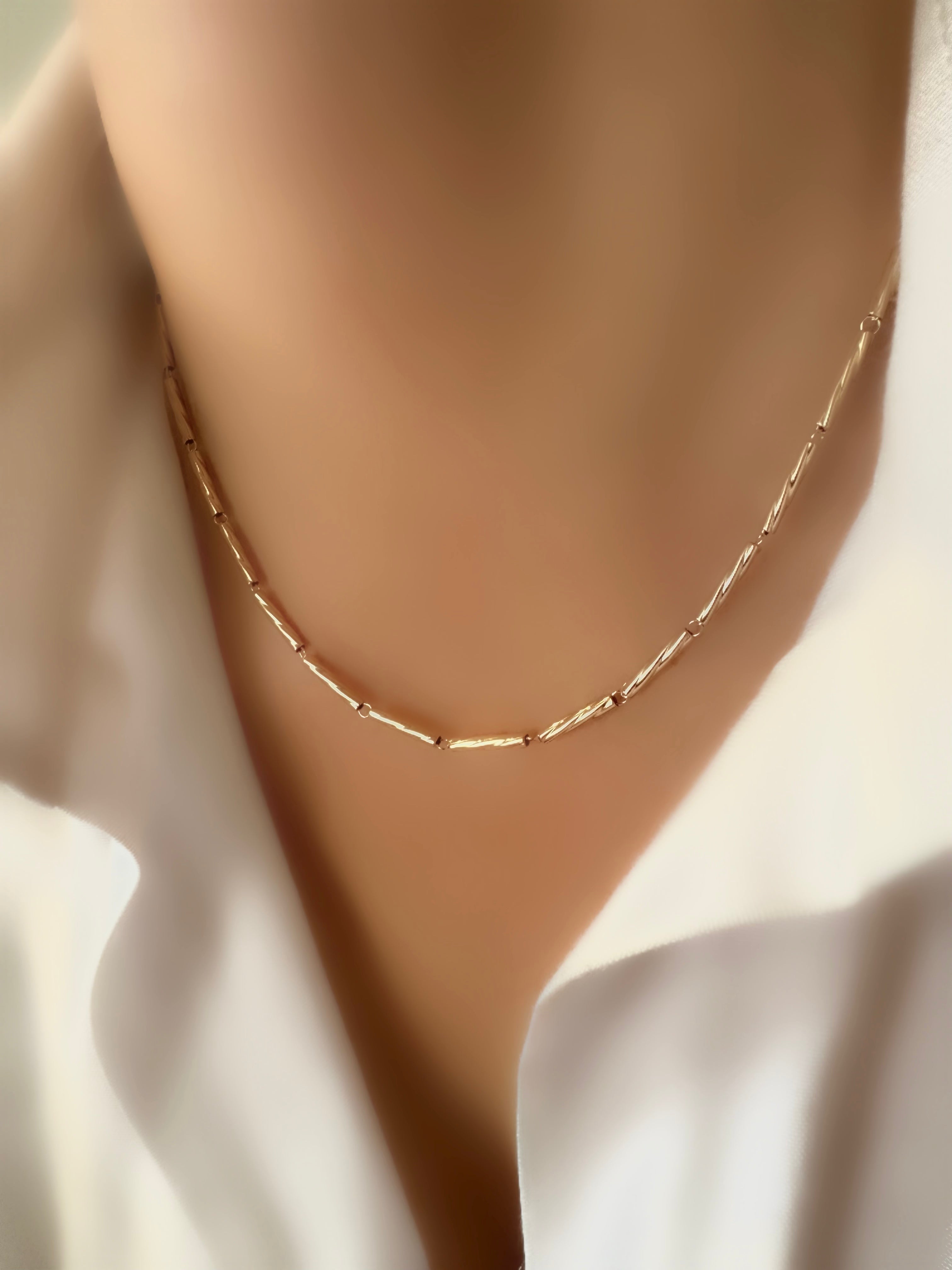 Salma Necklace