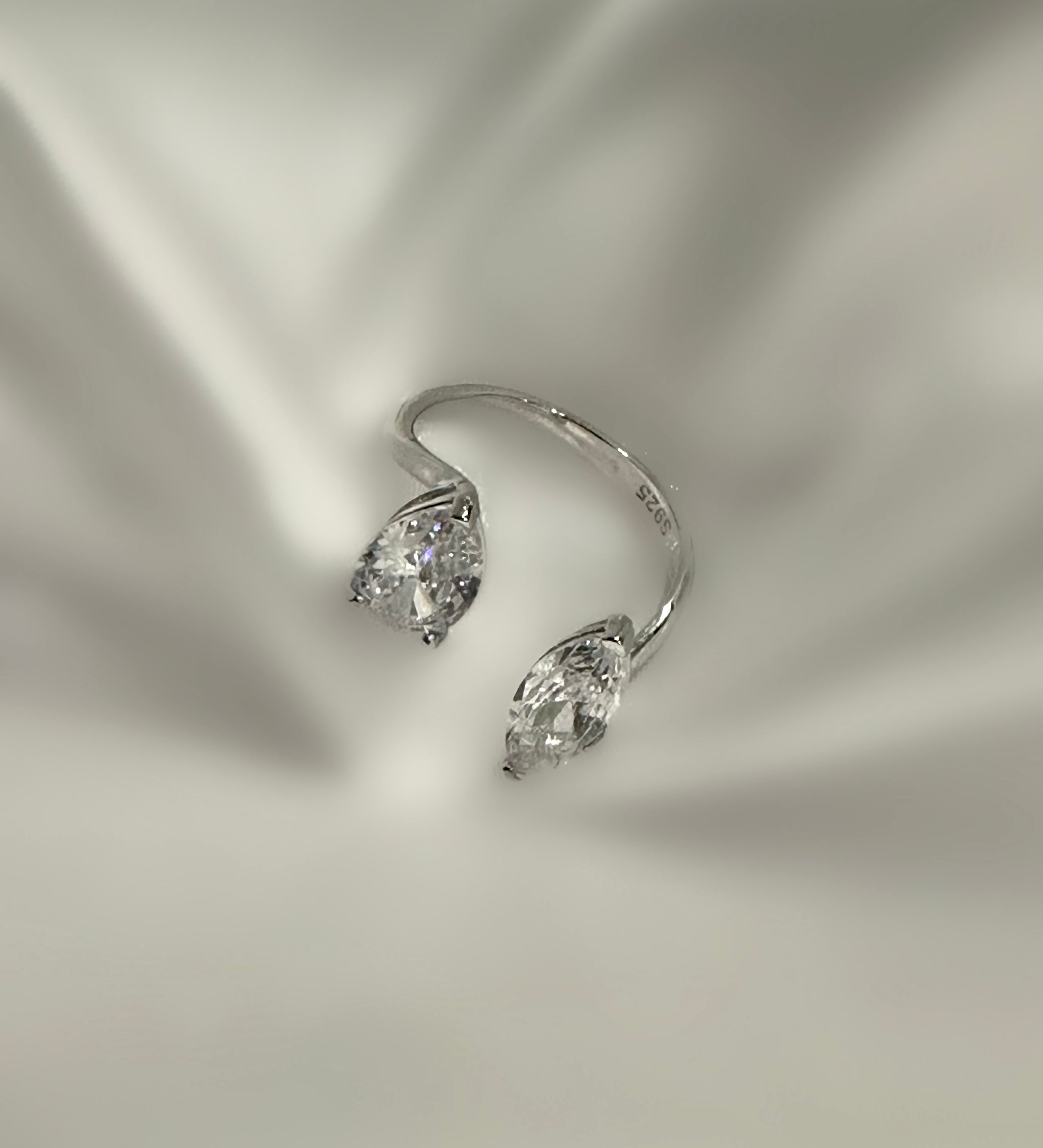 Audrey Ring (925 Silver)