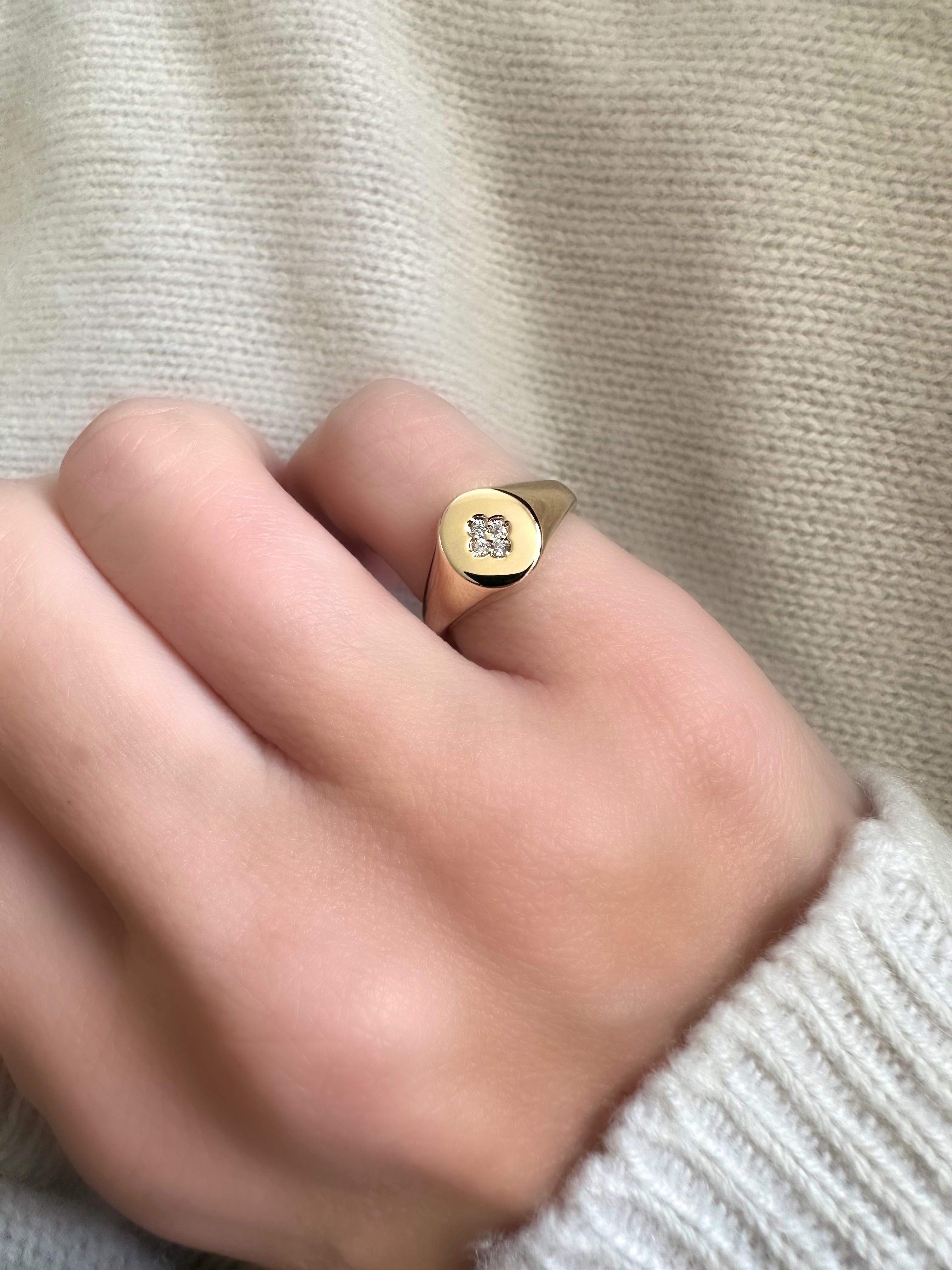 Anillo Petite Sonet