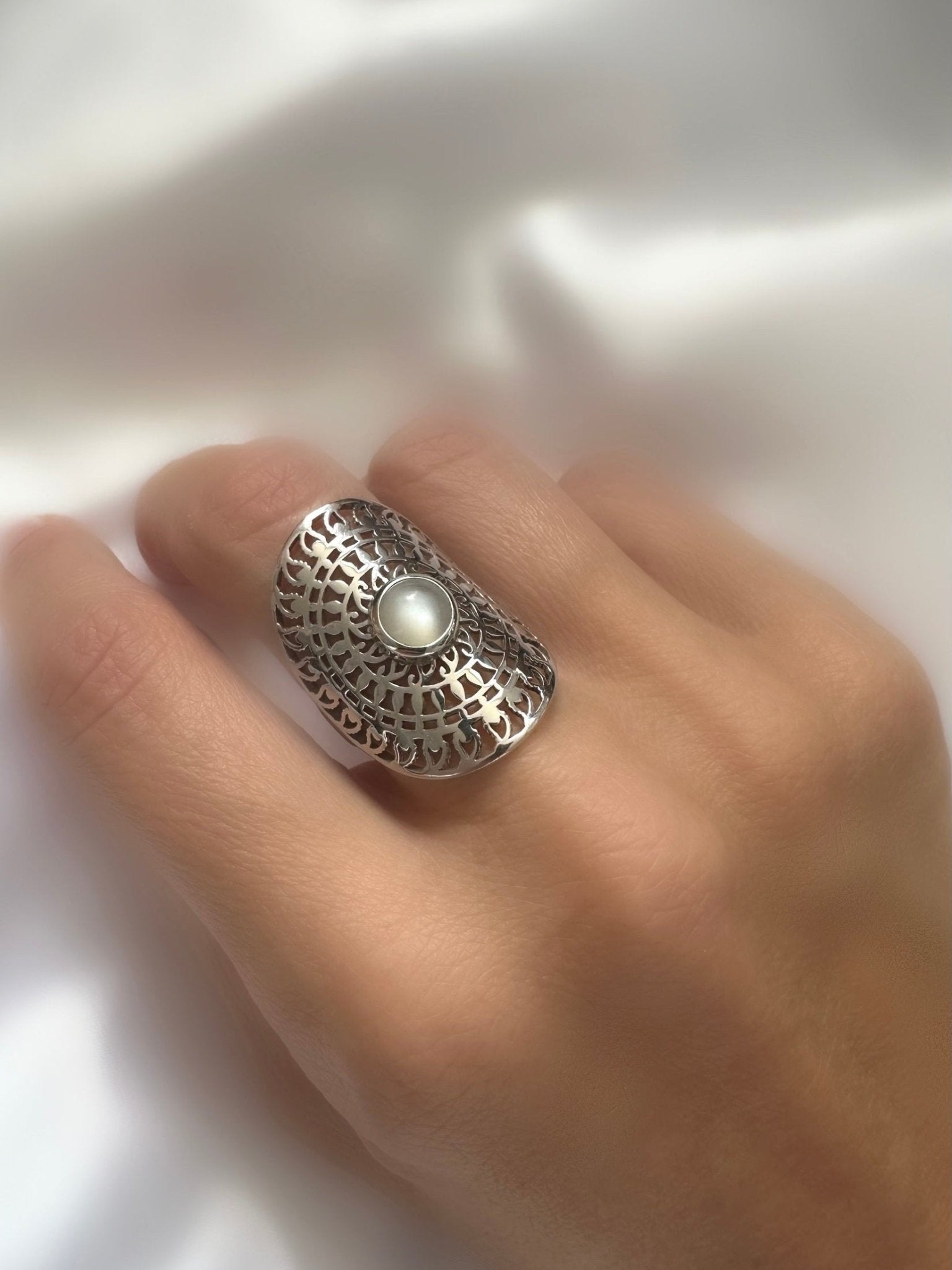 Anillo Piedra Luna Oval (Plata de Ley 925) (RBJ*) - LE MARSHAND™