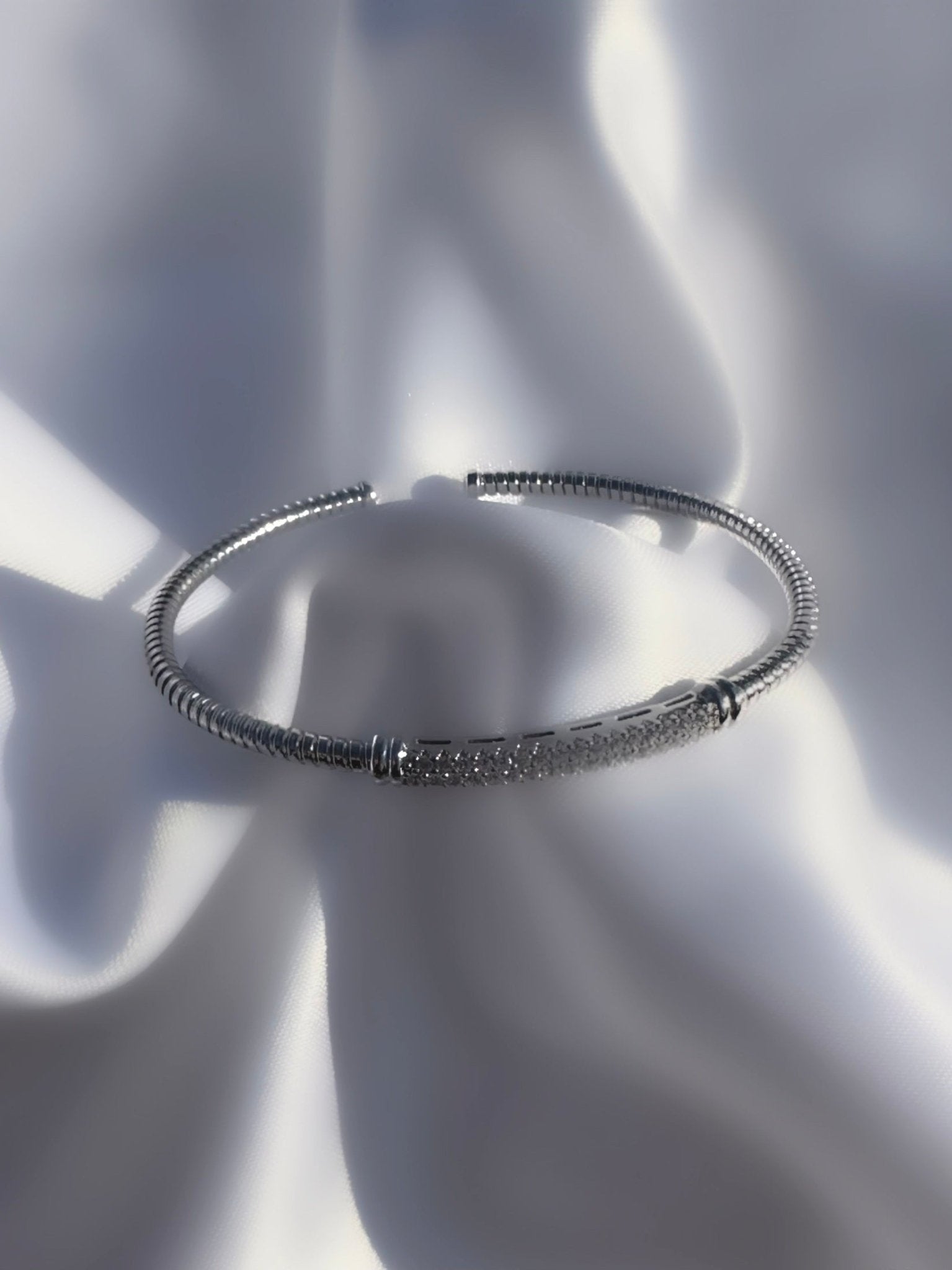 Brazalete Cruise Petite (Plata 925) - LE MARSHAND™