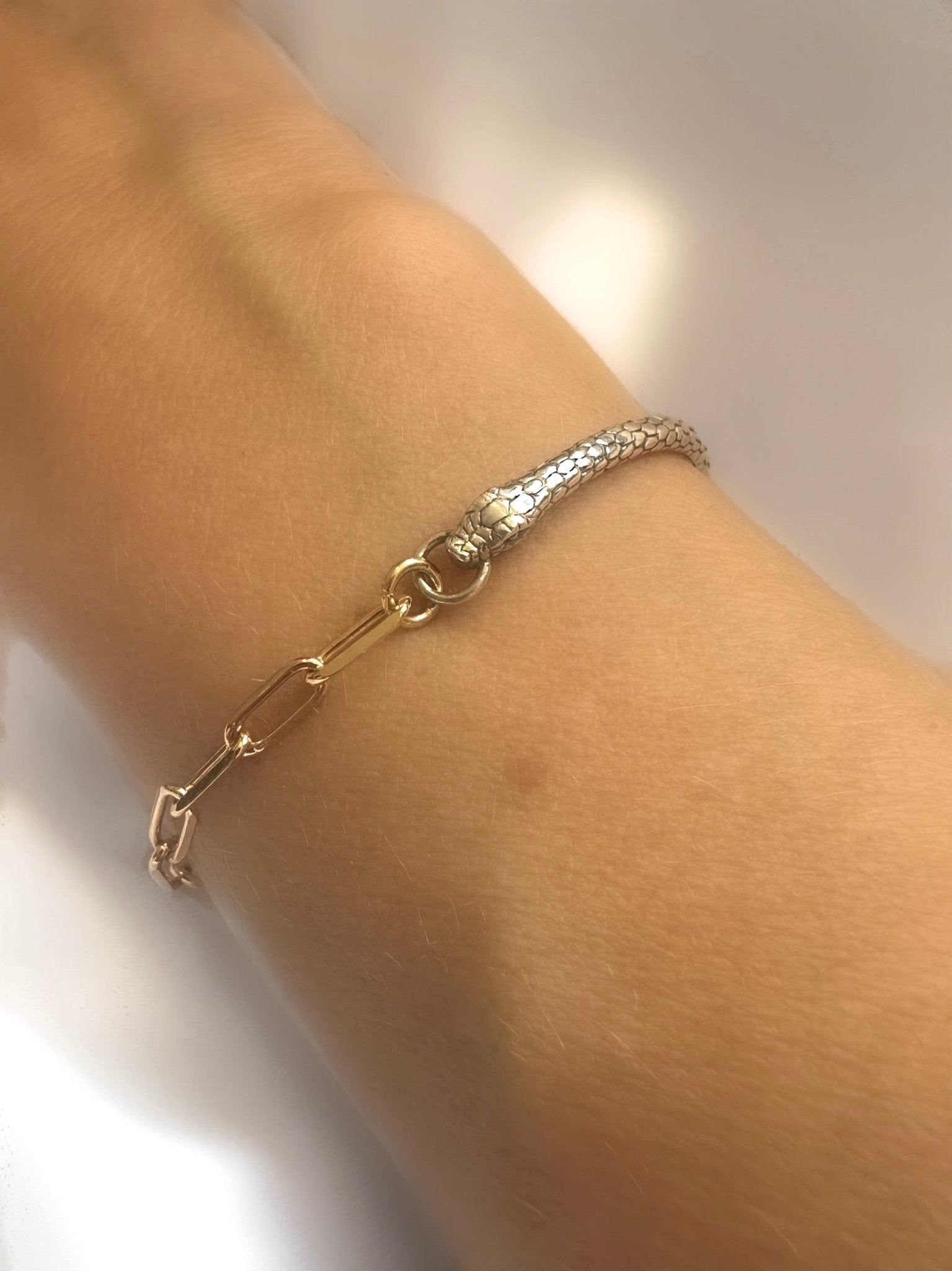 Brazalete Snake Bite (Plata 925) - LE MARSHAND™