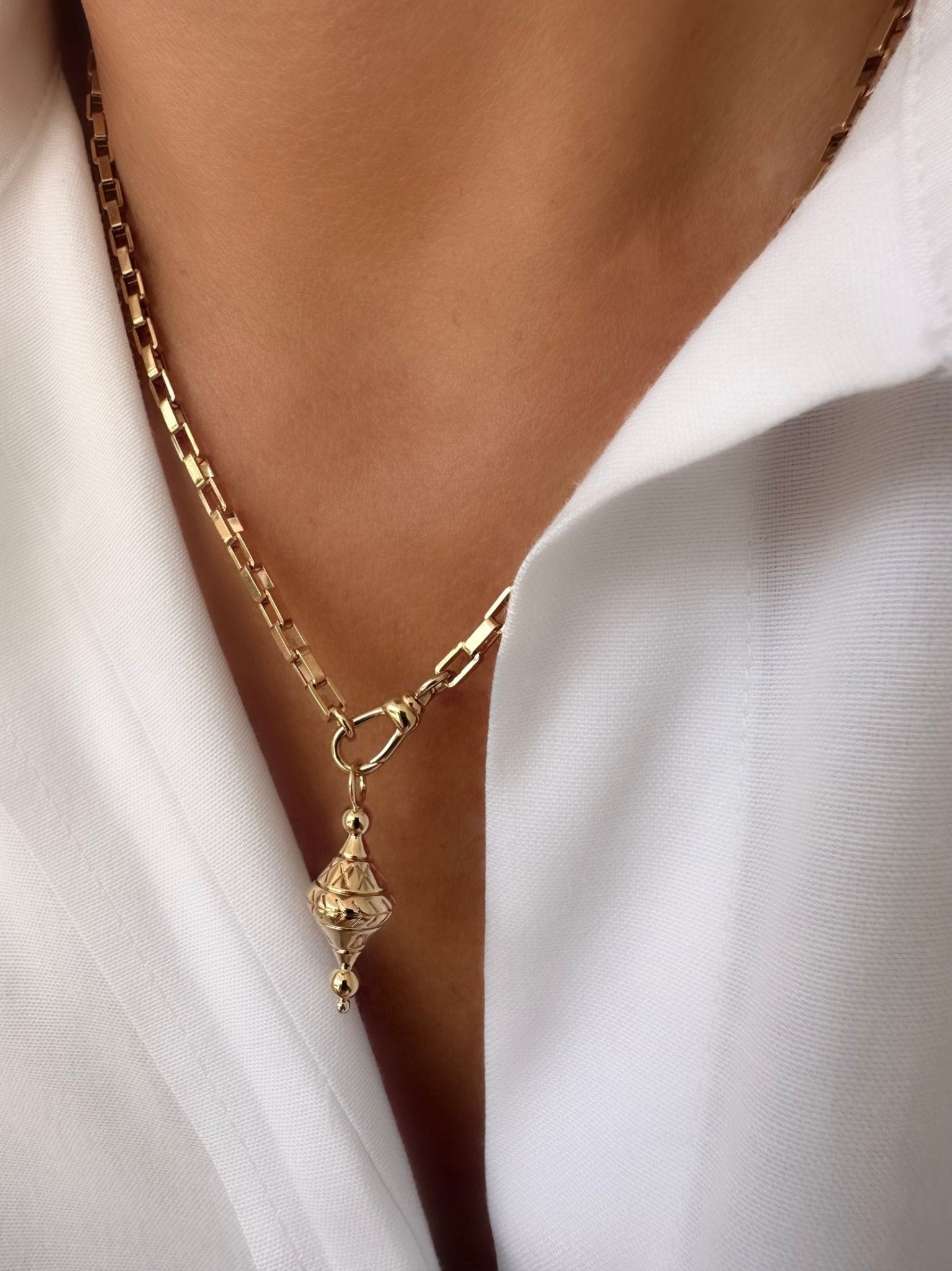 Collar Allure Cono Tibet - LE MARSHAND™