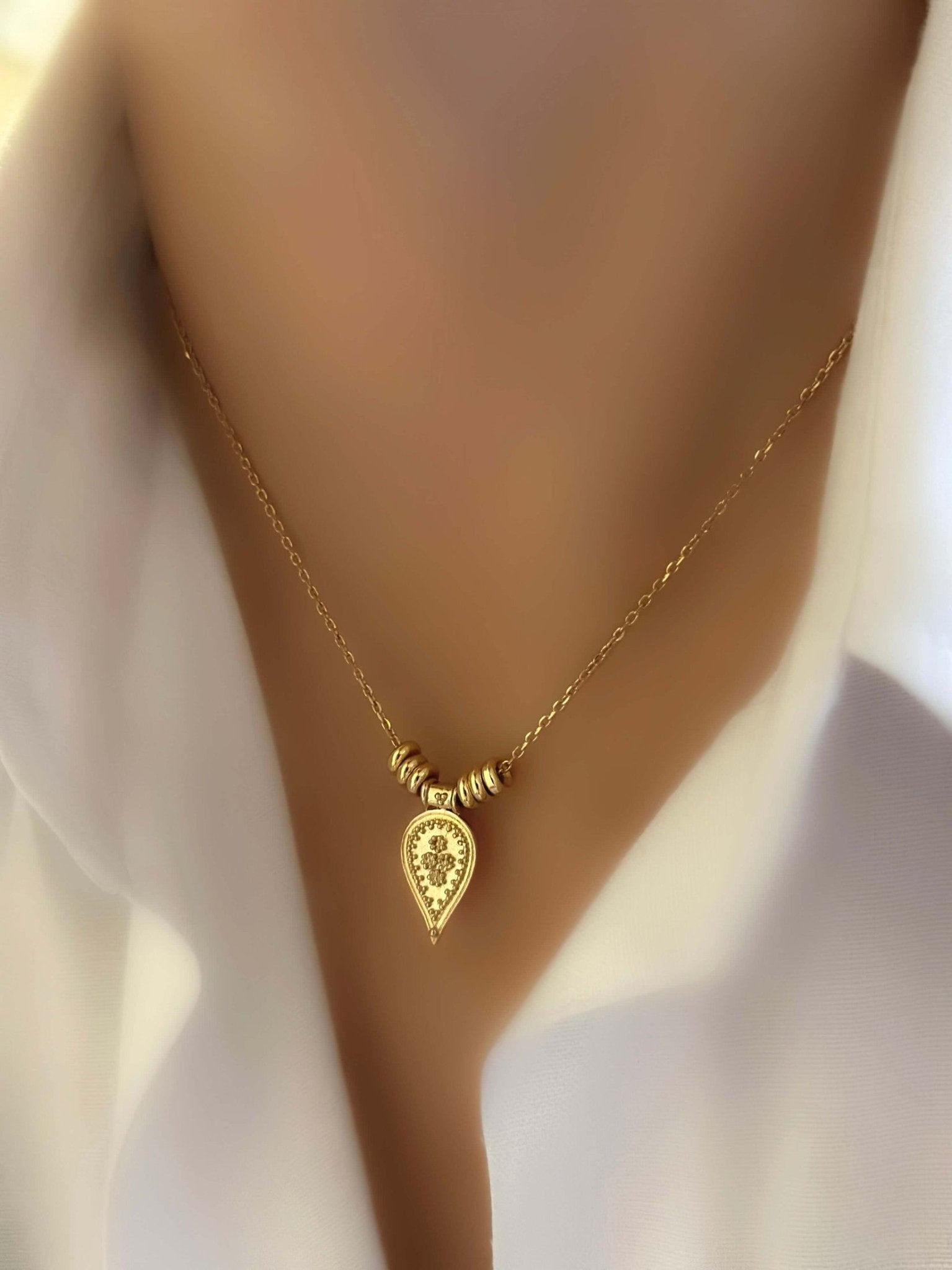 Collar Sullivan - LE MARSHAND™