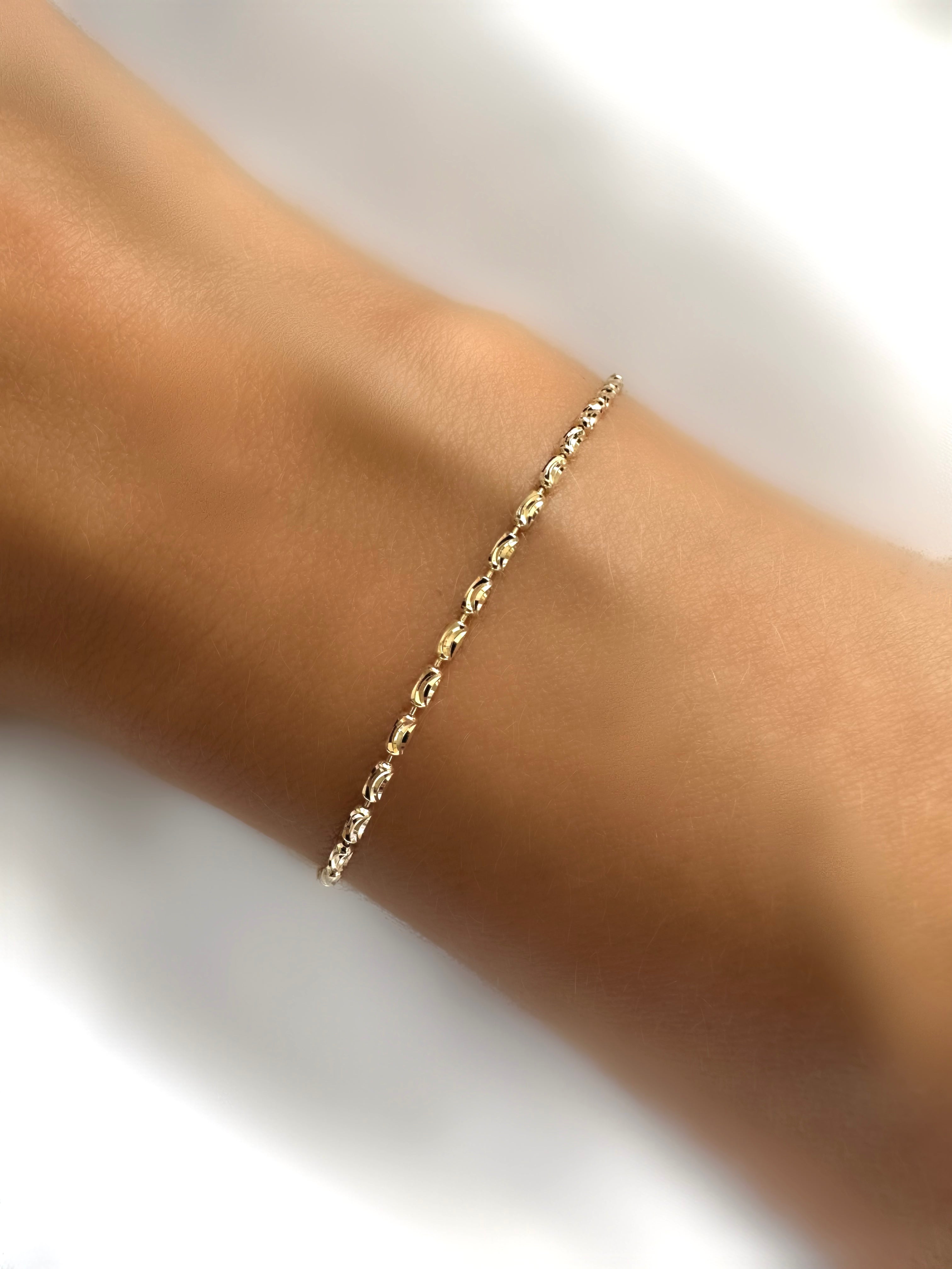 Maxim's I Bracelet (18k Solid Gold)