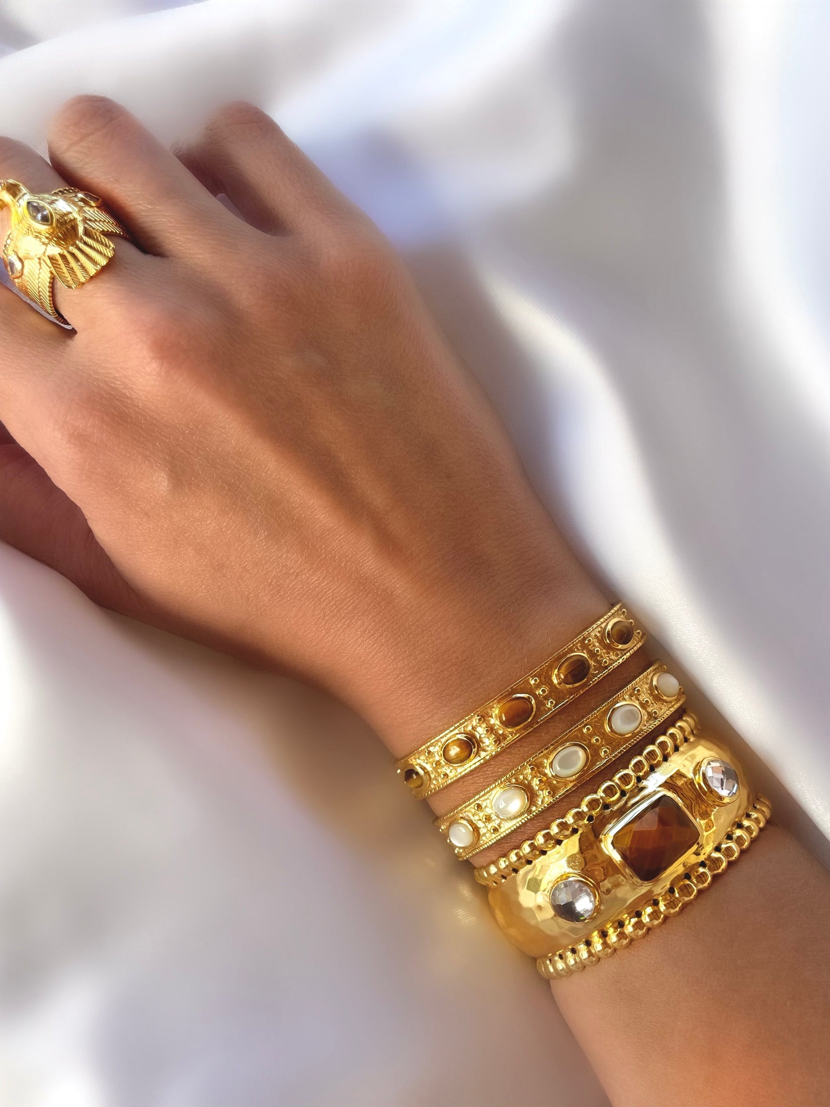 Le Marshand® - Joyería en plata 925, chapado en Oro 24K - Anillo Circ Aguila - Diseños propios - Brazaletes, pulseras, collares y pendientes - Joyería online - Mallorca