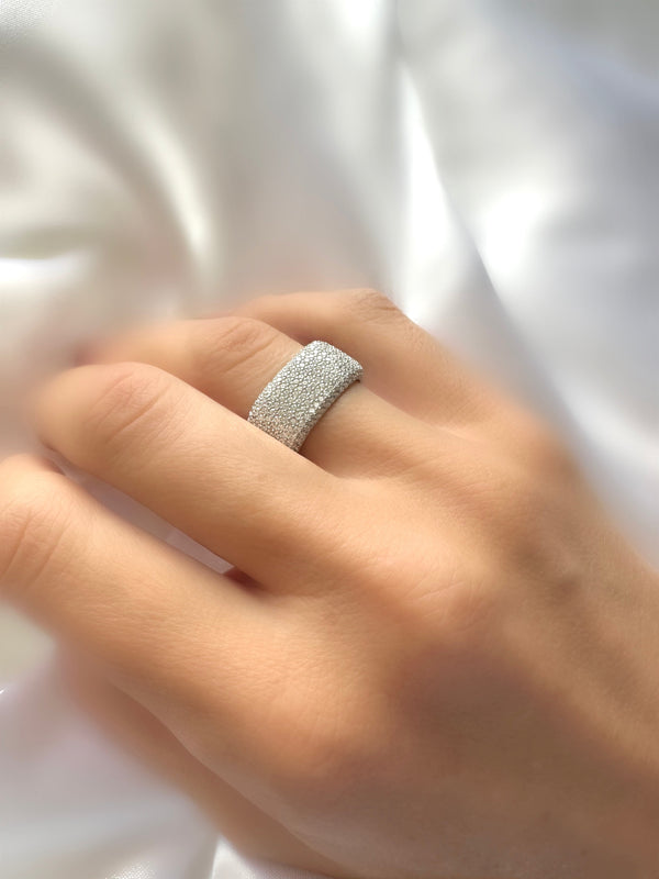 Le Marshand® - Joyería en plata 925, chapado en Oro 24K - Anillo Full Pavé (Plata) - Diseños propios - Brazaletes, pulseras, collares y pendientes - Joyería online - Mallorca