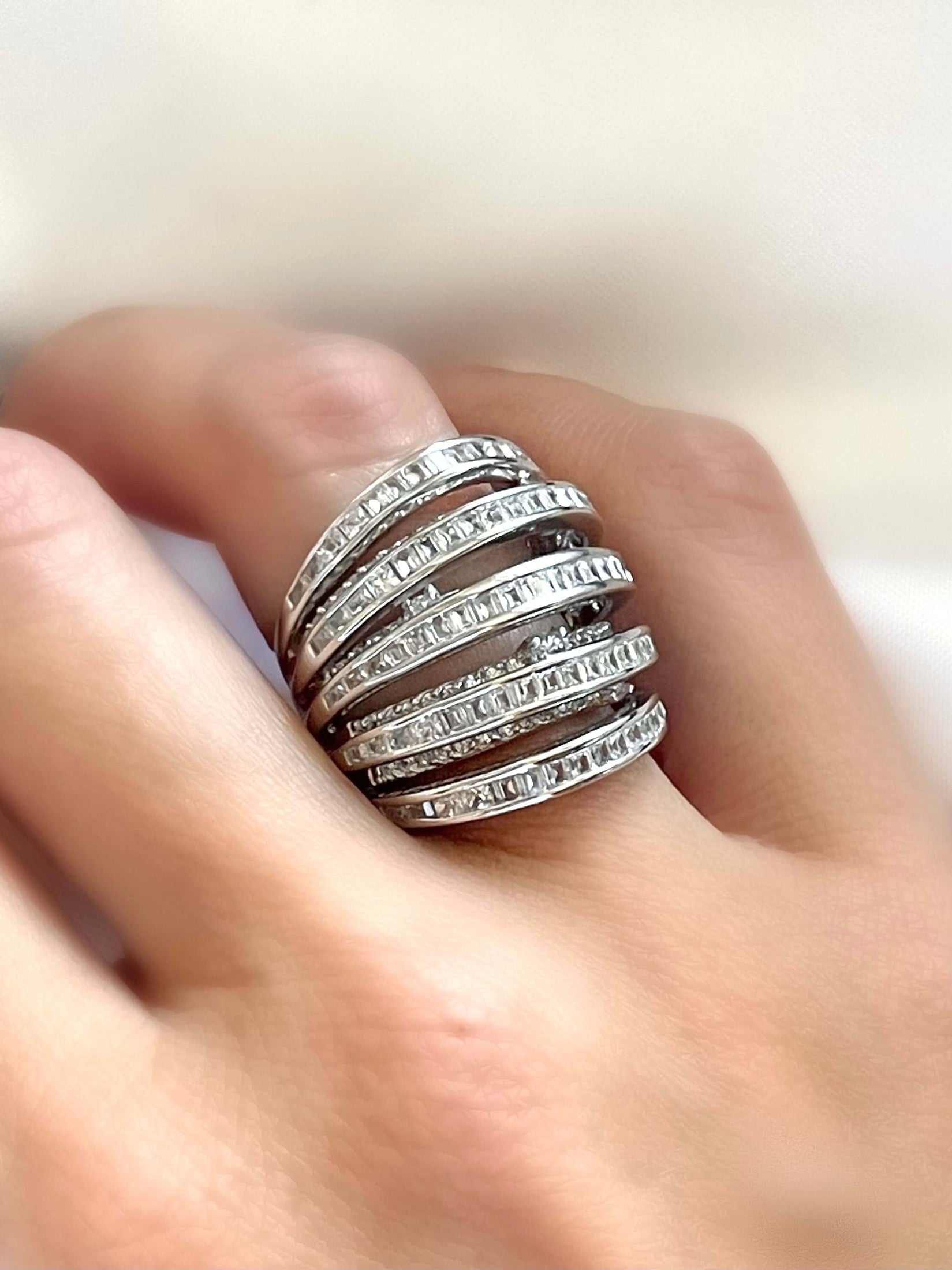 Le Marshand® - Joyería en plata 925, chapado en Oro 24K - Anillo Liz (Plata) - Diseños propios - Brazaletes, pulseras, collares y pendientes - Joyería online - Mallorca