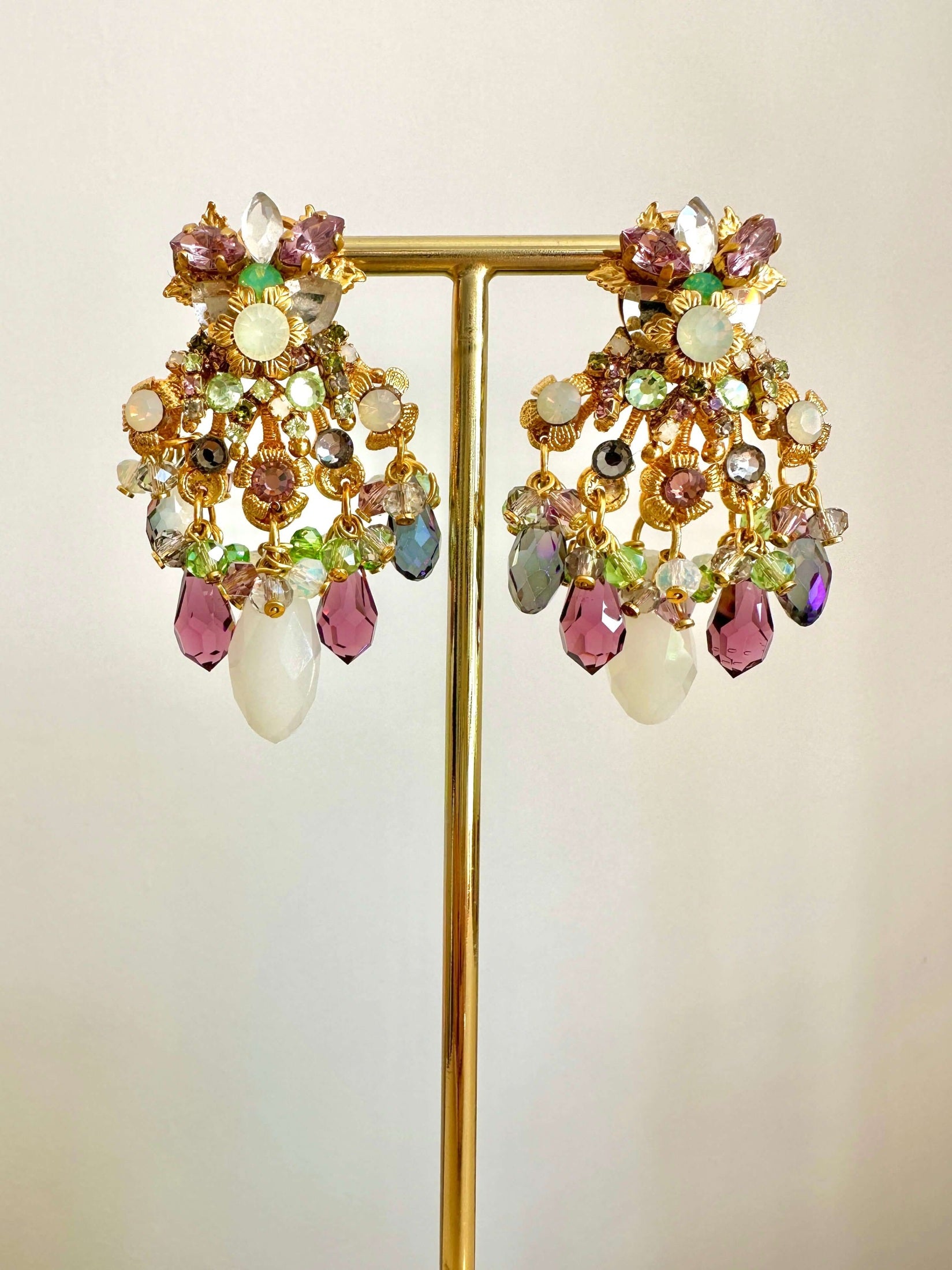 Le Marshand® - Joyería en plata 925, chapado en Oro 24K - Pendientes Chandelier Lilas - Diseños propios - Brazaletes, pulseras, collares y pendientes - Joyería online - Mallorca
