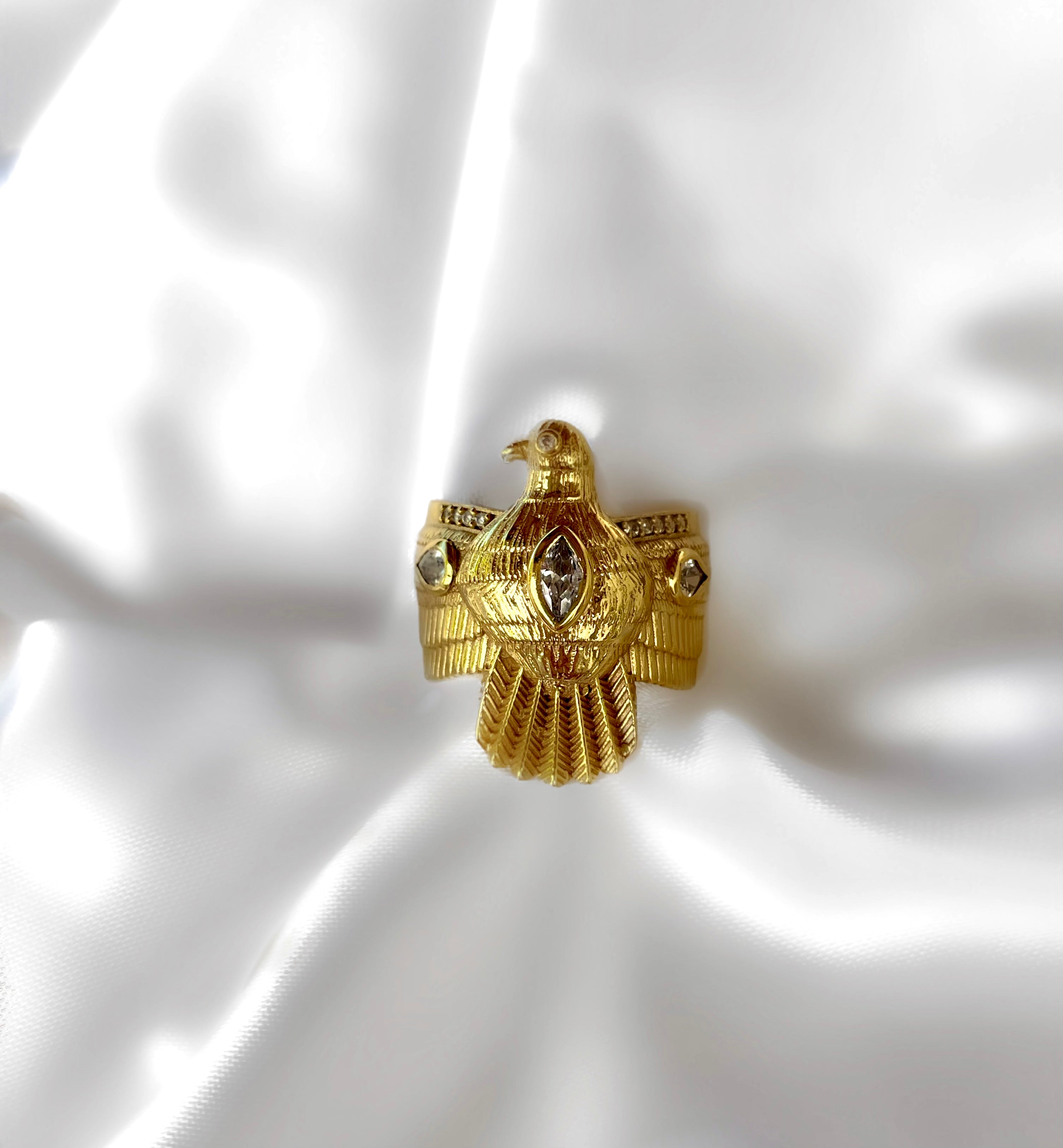 Le Marshand® - Joyería en plata 925, chapado en Oro 24K - Anillo Circ Aguila - Diseños propios - Brazaletes, pulseras, collares y pendientes - Joyería online - Mallorca