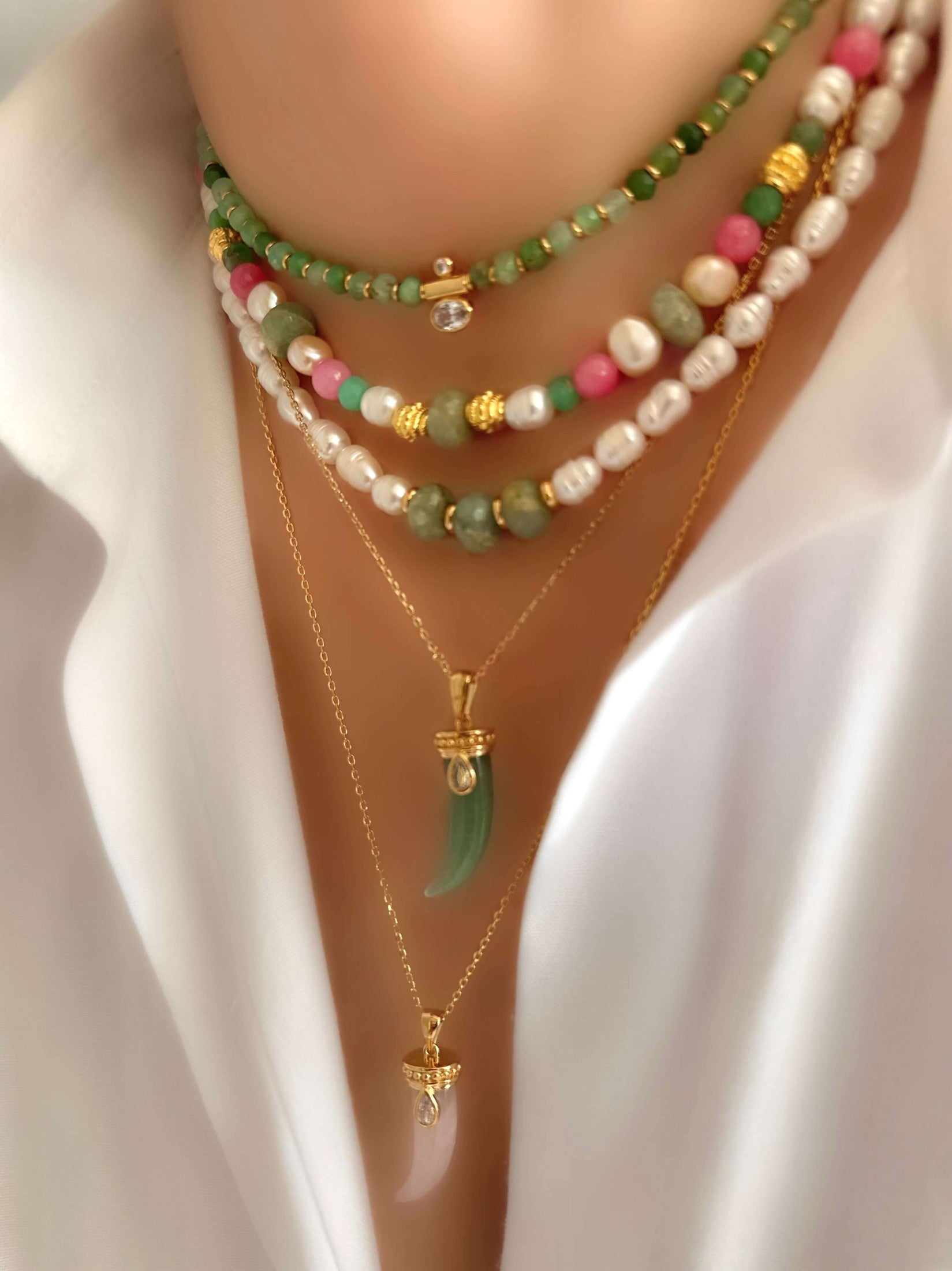 Syrakus Horn Halskette (Rosenquarz)