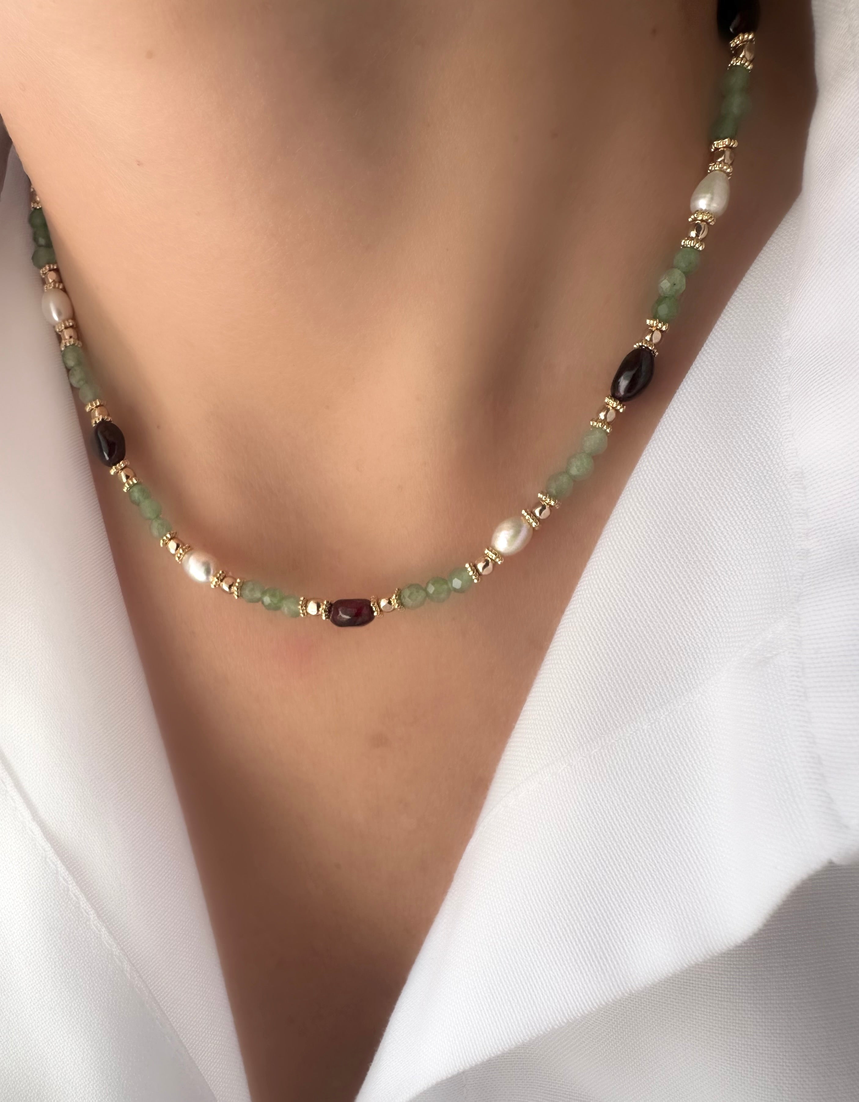 Stones Osiris Necklace (Aventurine and Garnet)