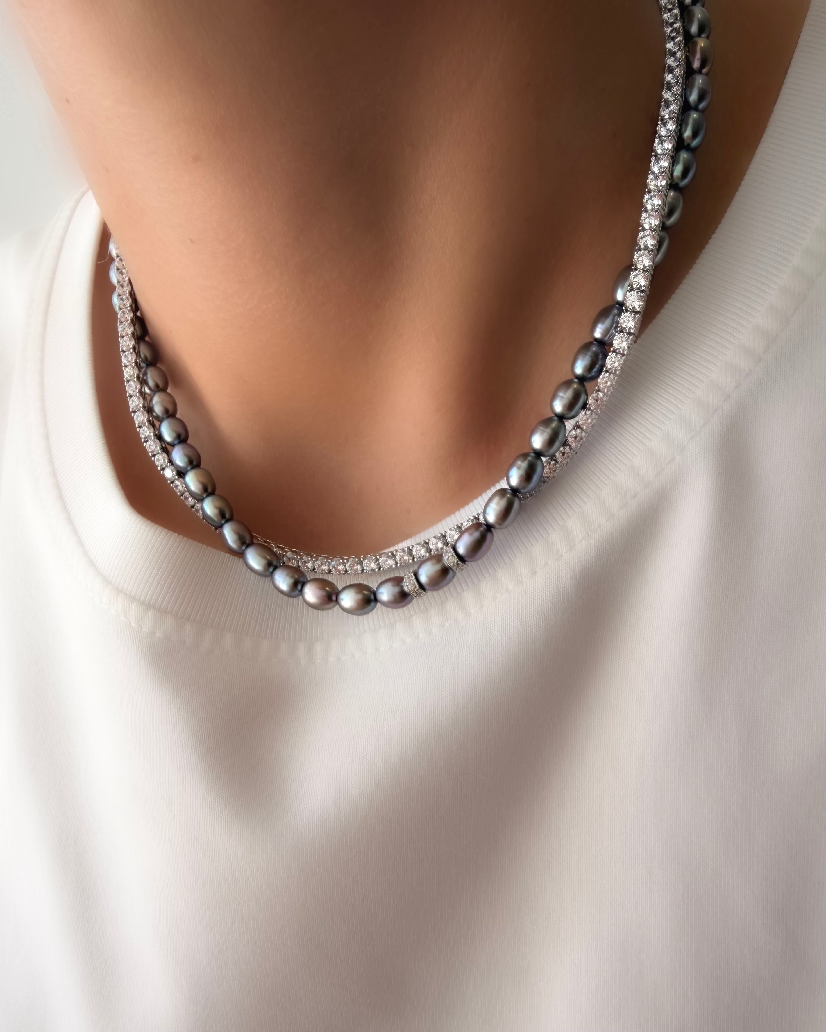 Collar Dolce Grey (Plata 925 y Perlas naturales)