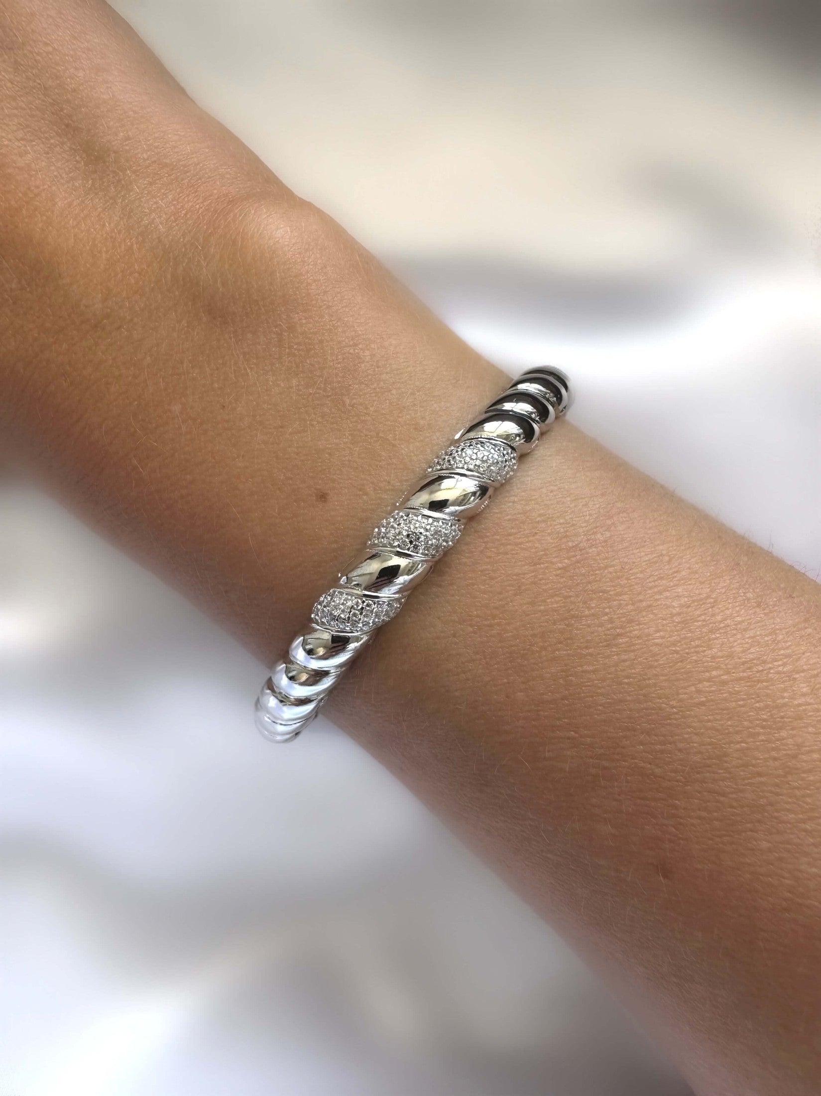 Brazalete Astrid Roll (Plata de Ley 925) (SLS40*)