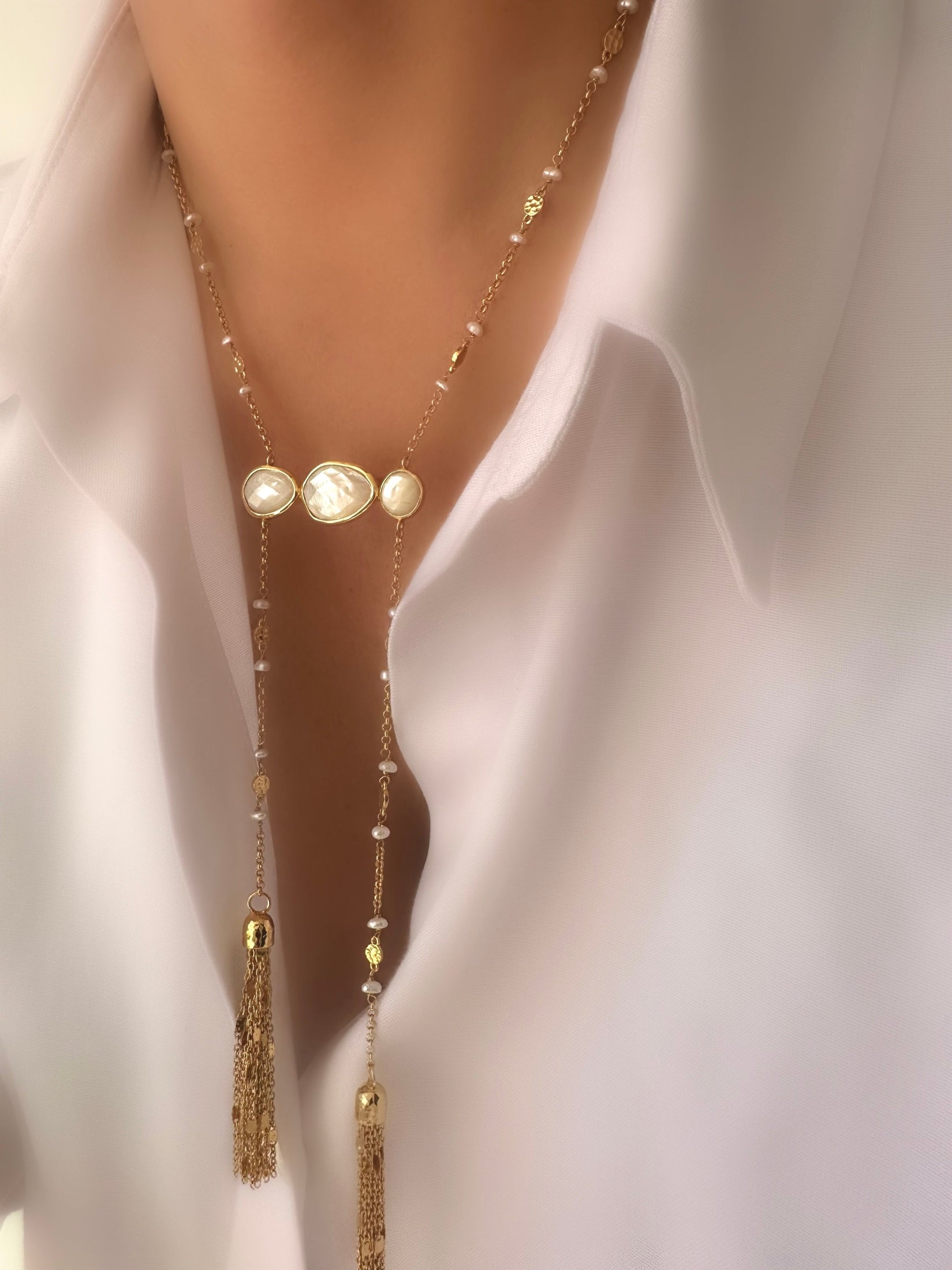 Collar Broche Sunrise (Nácar) (RBJ*)