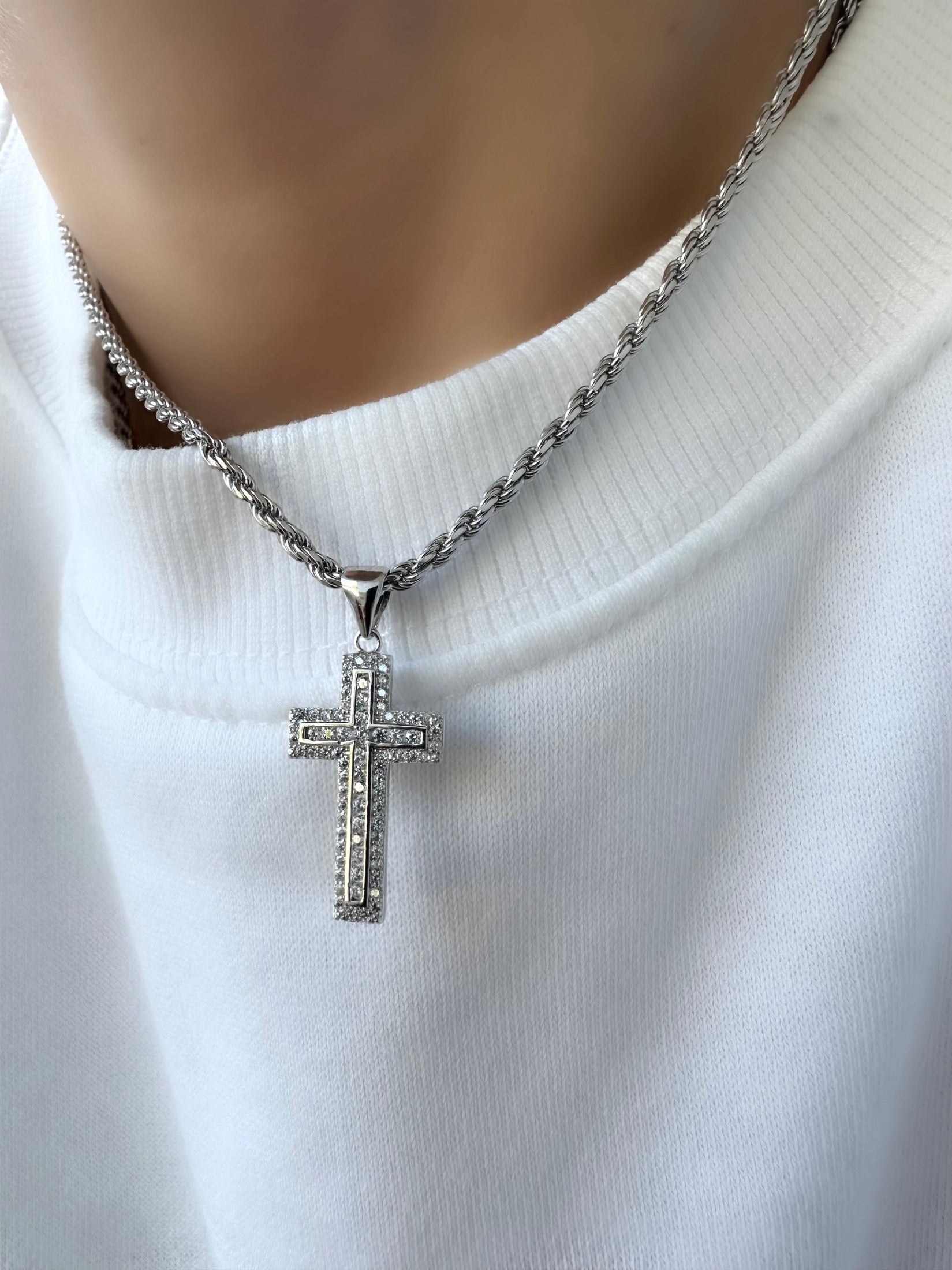 Collar Faith (Plata de Ley 925)