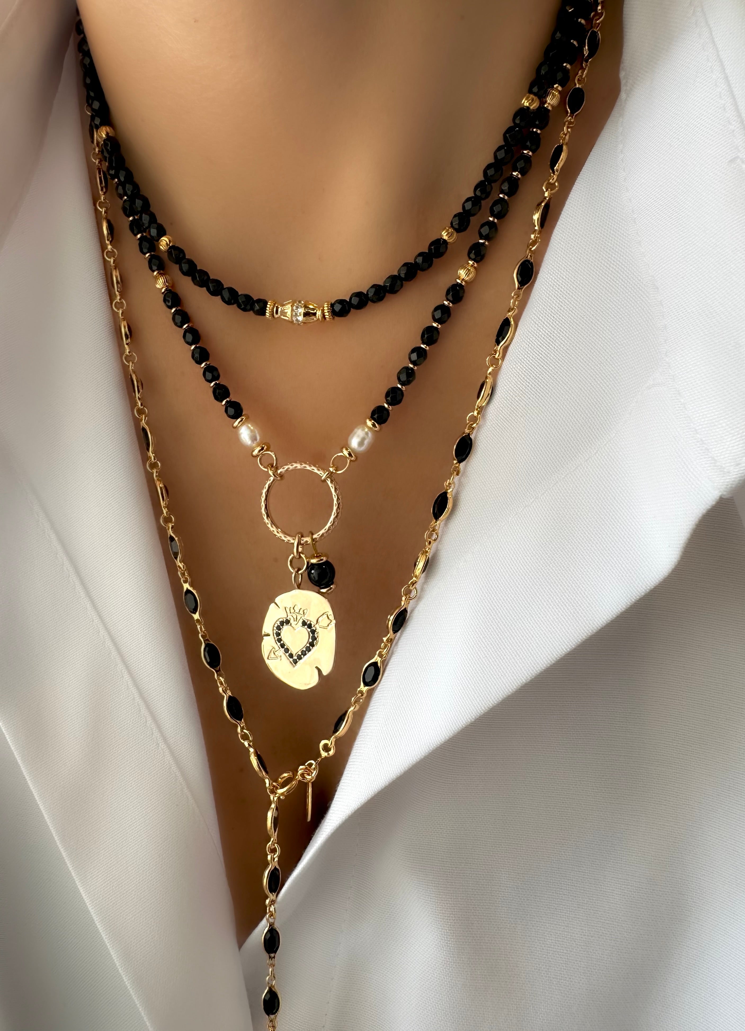 Stones Round King Heart Necklace (Onyx)