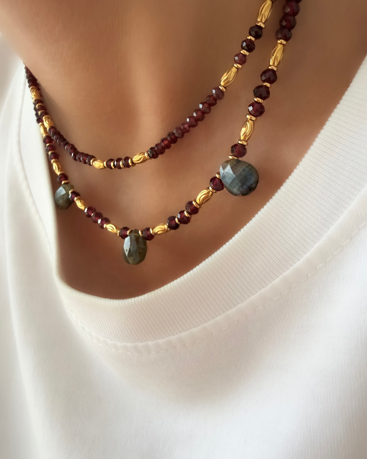 Stones Silence Drops Necklace