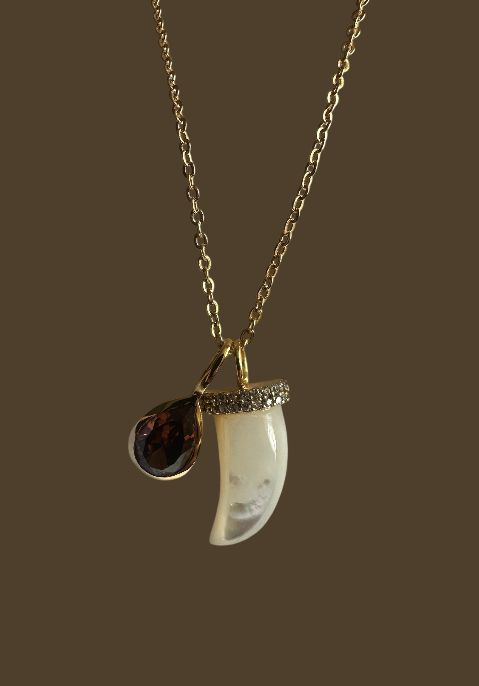 Charms Necklace (Mother-of-Pearl &  Quartz)