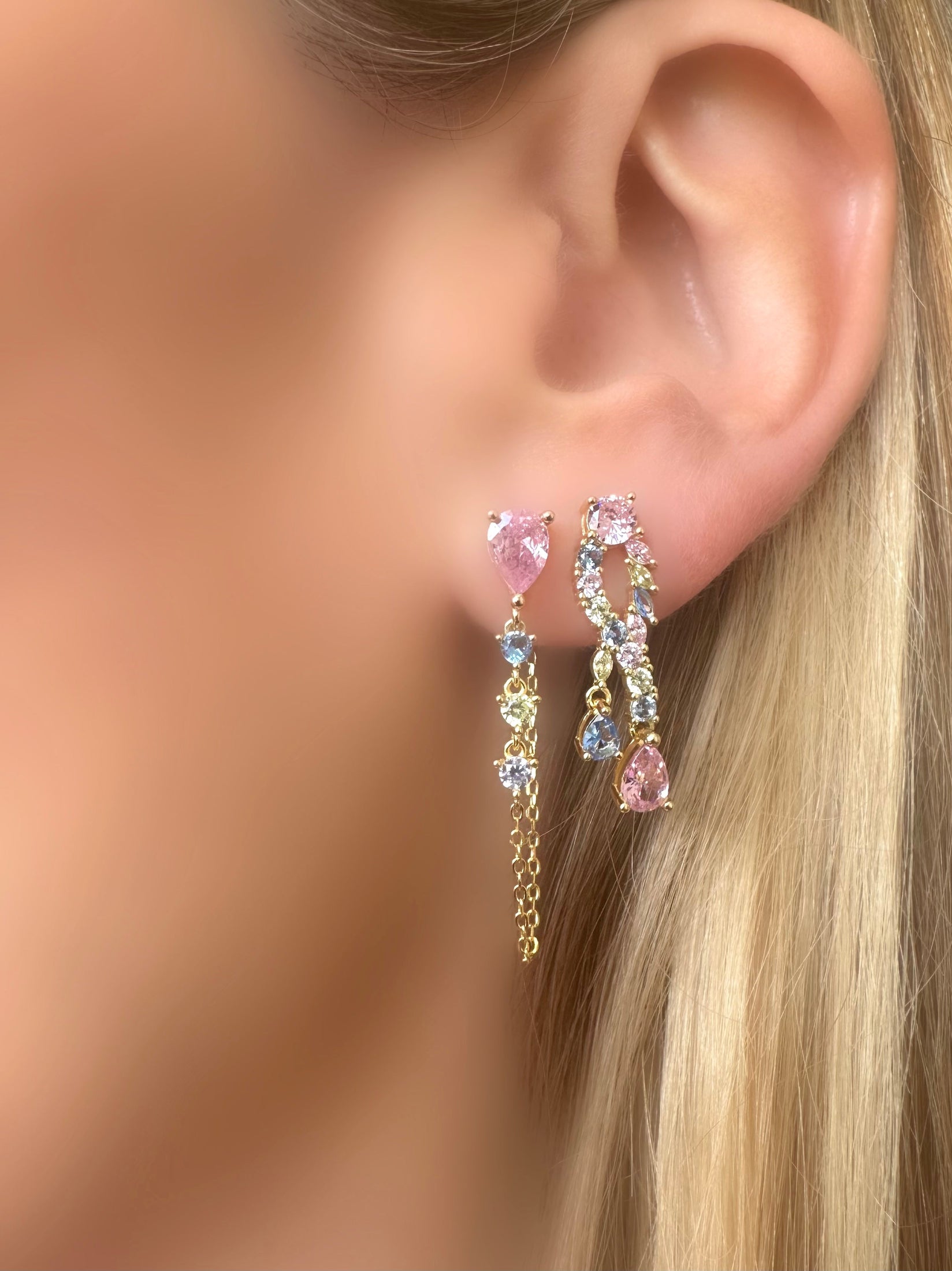Alone 29 Ballet Earring (Pink) (Gold Plated Silver)