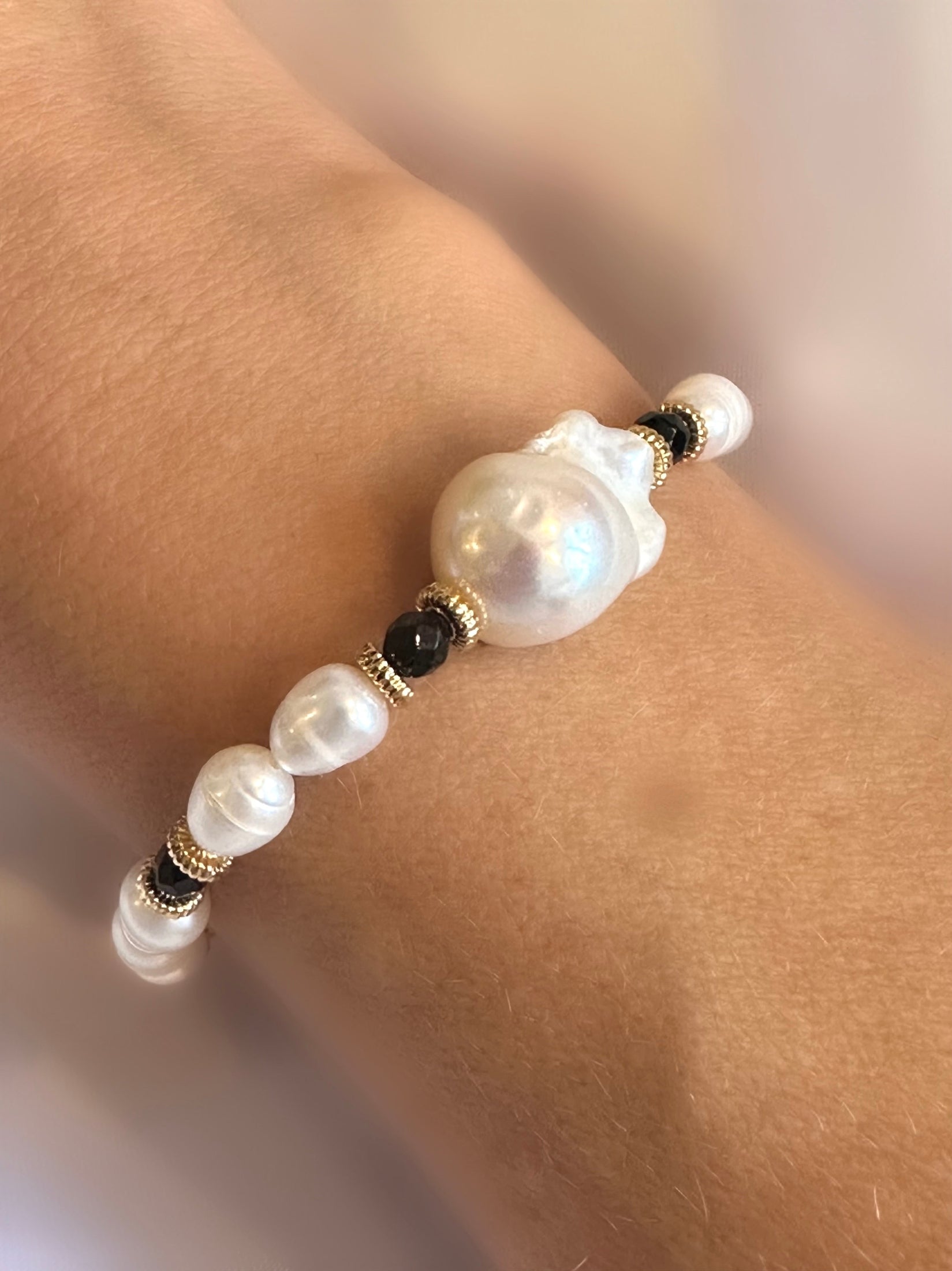 Stones Baroque Bracelet