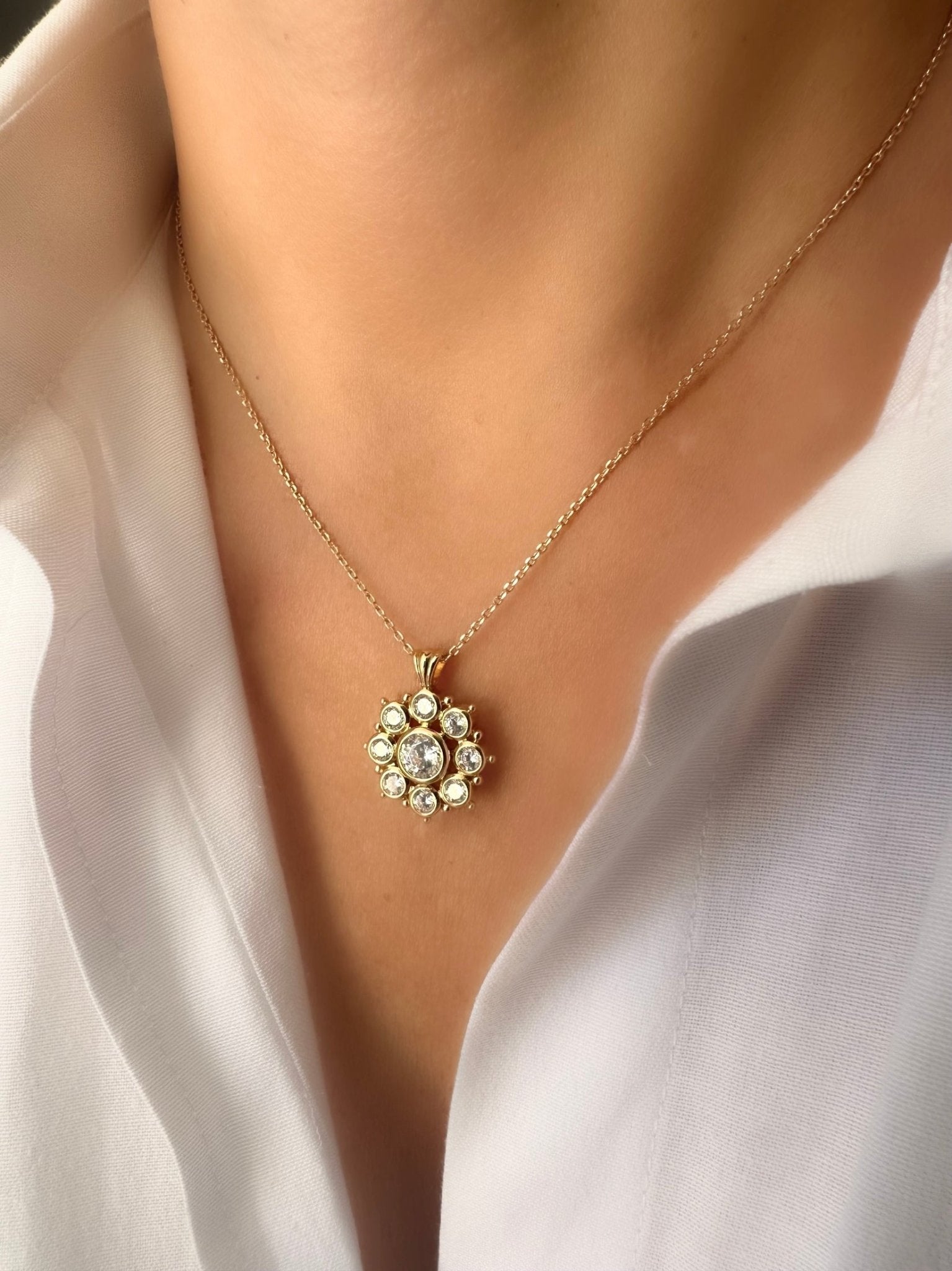 Collar Jolie - LE MARSHAND™