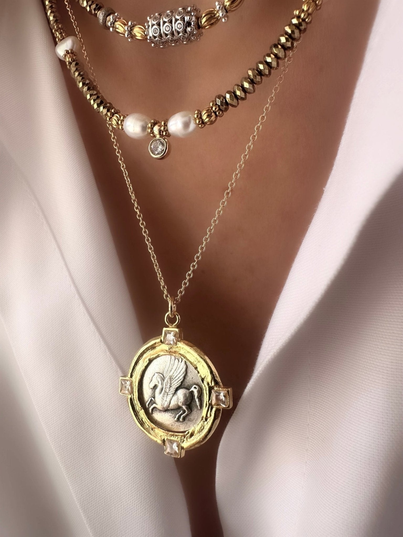 Collar Pegasus - LE MARSHAND™