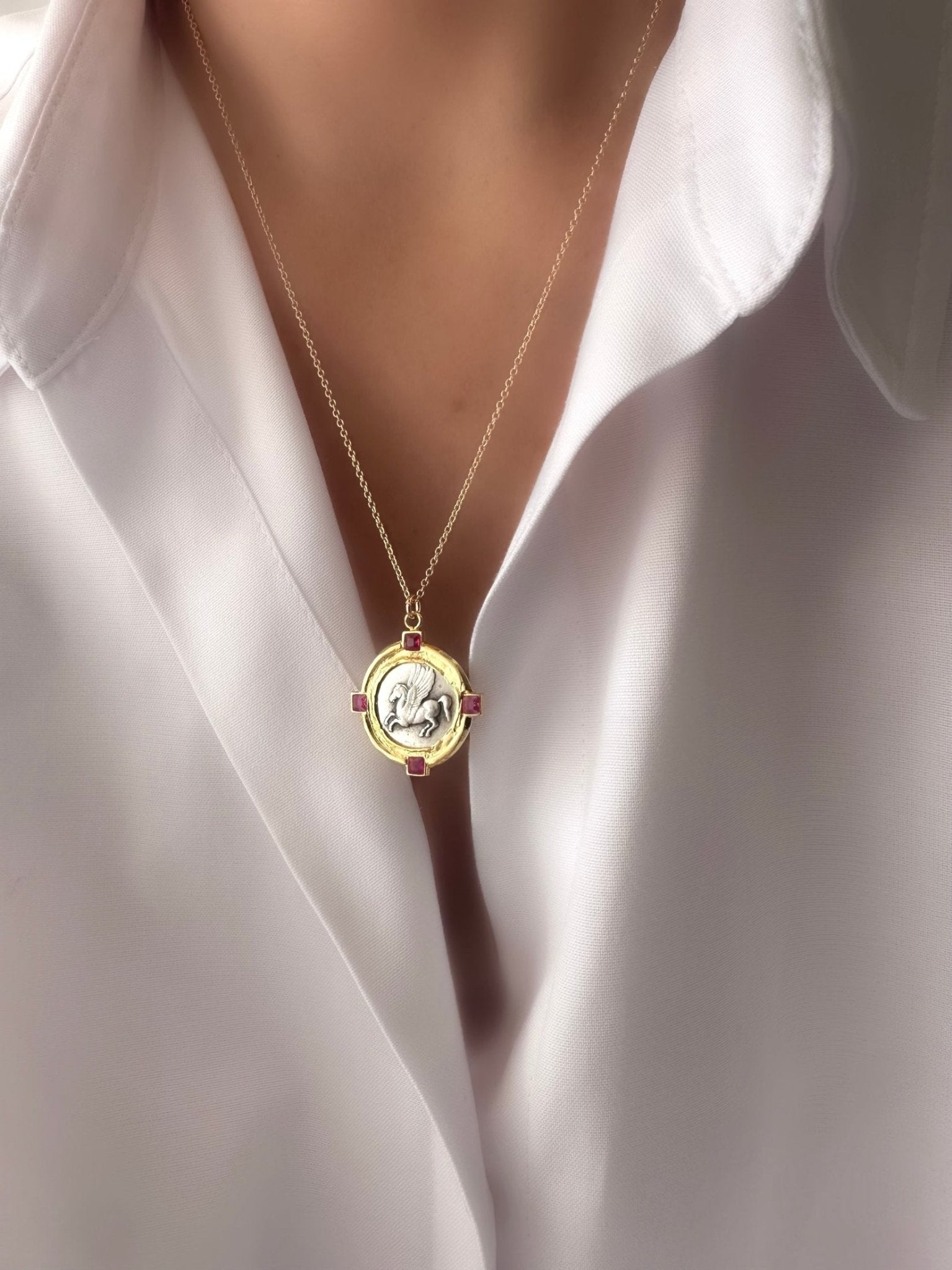 Collar Pegasus (Pink) - LE MARSHAND™