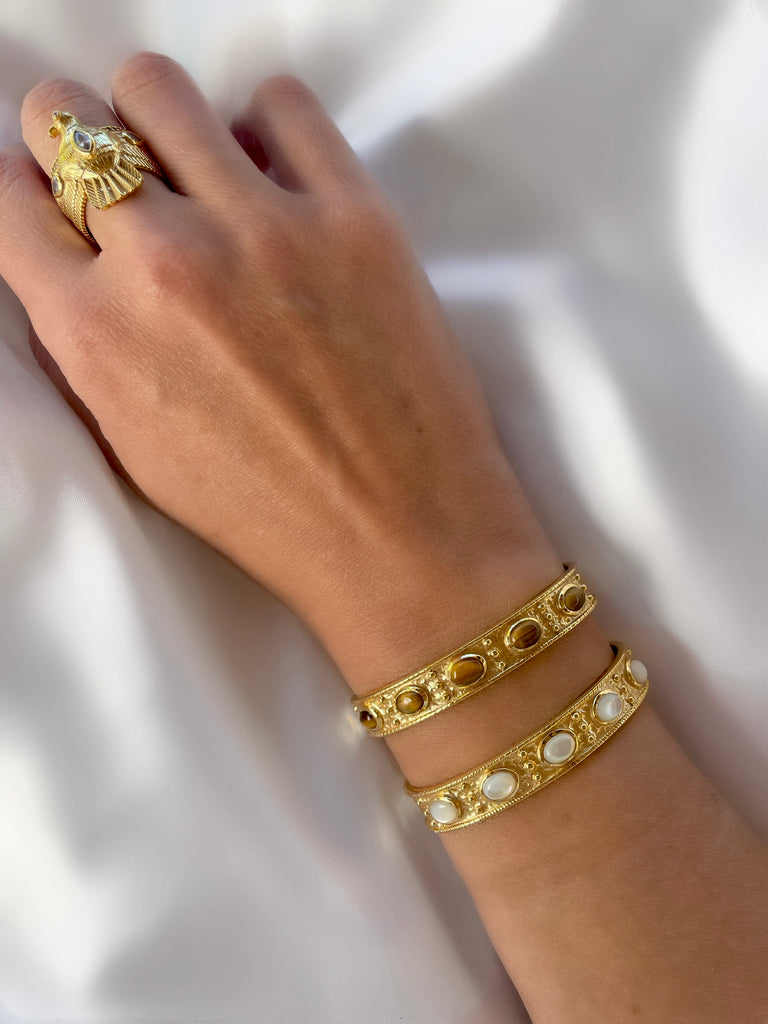 Le Marshand®  -  Joyería en plata 925, chapado en Oro 24K - Brazalete Boho Nácar - Diseños propios - Brazaletes, pulseras, collares y pendientes - Joyería online - Mallorca