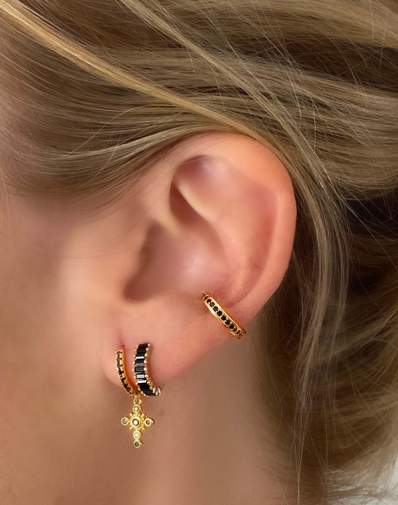 Le Marshand®  -  Joyería en plata 925, chapado en Oro 24K - Cuff daily circonitas negras - Diseños propios - Brazaletes, pulseras, collares y pendientes - Joyería online - Mallorca