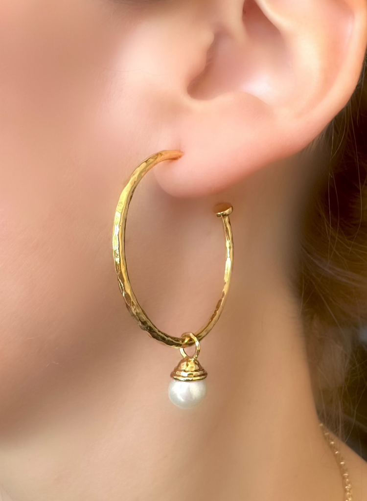 Le Marshand®  -  Joyería en plata 925, chapado en Oro 24K - Aros Perla Martelé - Diseños propios - Brazaletes, pulseras, collares y pendientes - Joyería online - Mallorca