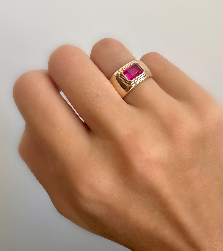 Le Marshand®  -  Joyería en plata 925, chapado en Oro 24K - Anillo Queen Pink - Diseños propios - Brazaletes, pulseras, collares y pendientes - Joyería online - Mallorca