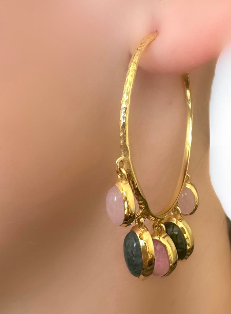 Le Marshand®  -  Joyería en plata 925, chapado en Oro 24K - Aros Beirut (Cuarzo rosa y verde) - Diseños propios - Brazaletes, pulseras, collares y pendientes - Joyería online - Mallorca