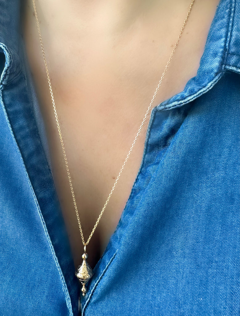 Le Marshand®  -  Joyería en plata 925, chapado en Oro 24K - Collar Cono Tibet - Diseños propios - Brazaletes, pulseras, collares y pendientes - Joyería online - Mallorca