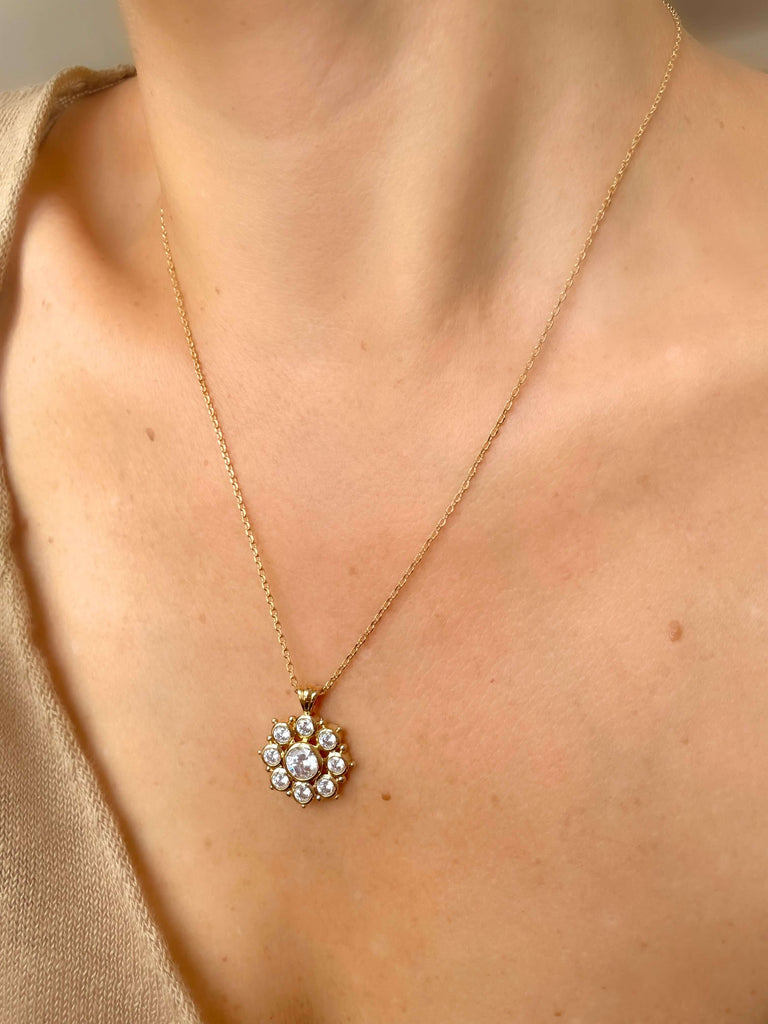 Le Marshand®  -  Joyería en plata 925, chapado en Oro 24K - Collar Jolie - Diseños propios - Brazaletes, pulseras, collares y pendientes - Joyería online - Mallorca
