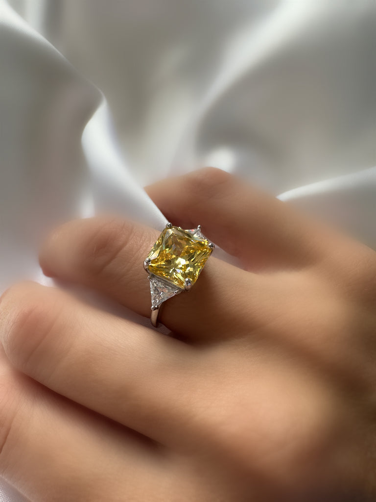 Le Marshand®  -  Joyería en plata 925, chapado en Oro 24K - Anillo Marilyn Petite (Plata) Citrino - Diseños propios - Brazaletes, pulseras, collares y pendientes - Joyería online - Mallorca