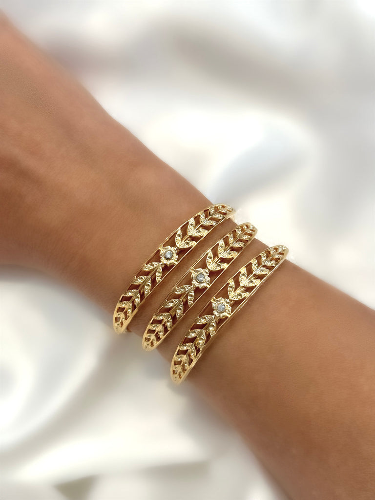 Le Marshand®  -  Joyería en plata 925, chapado en Oro 24K - Brazalete Ravello Floral - Diseños propios - Brazaletes, pulseras, collares y pendientes - Joyería online - Mallorca